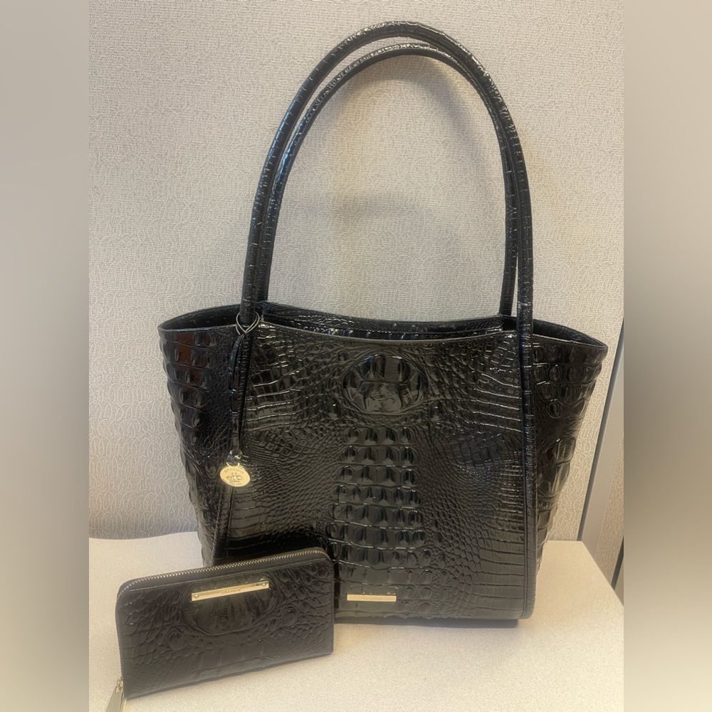 Black Brahmin Shoulder Bag and Wallet